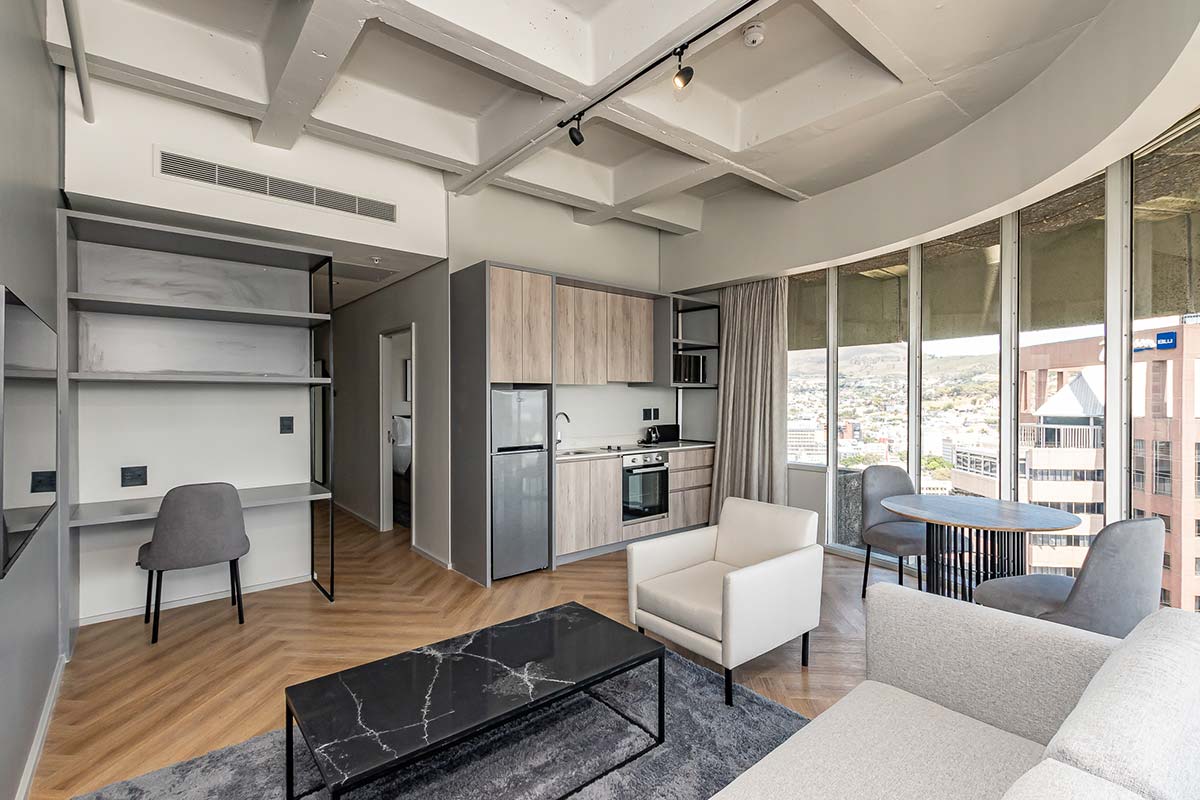 Deluxe 1 Bedroom Apartment