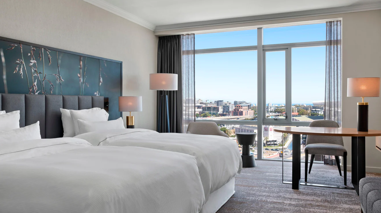 Executive Club Waterfront Facing Twin Room