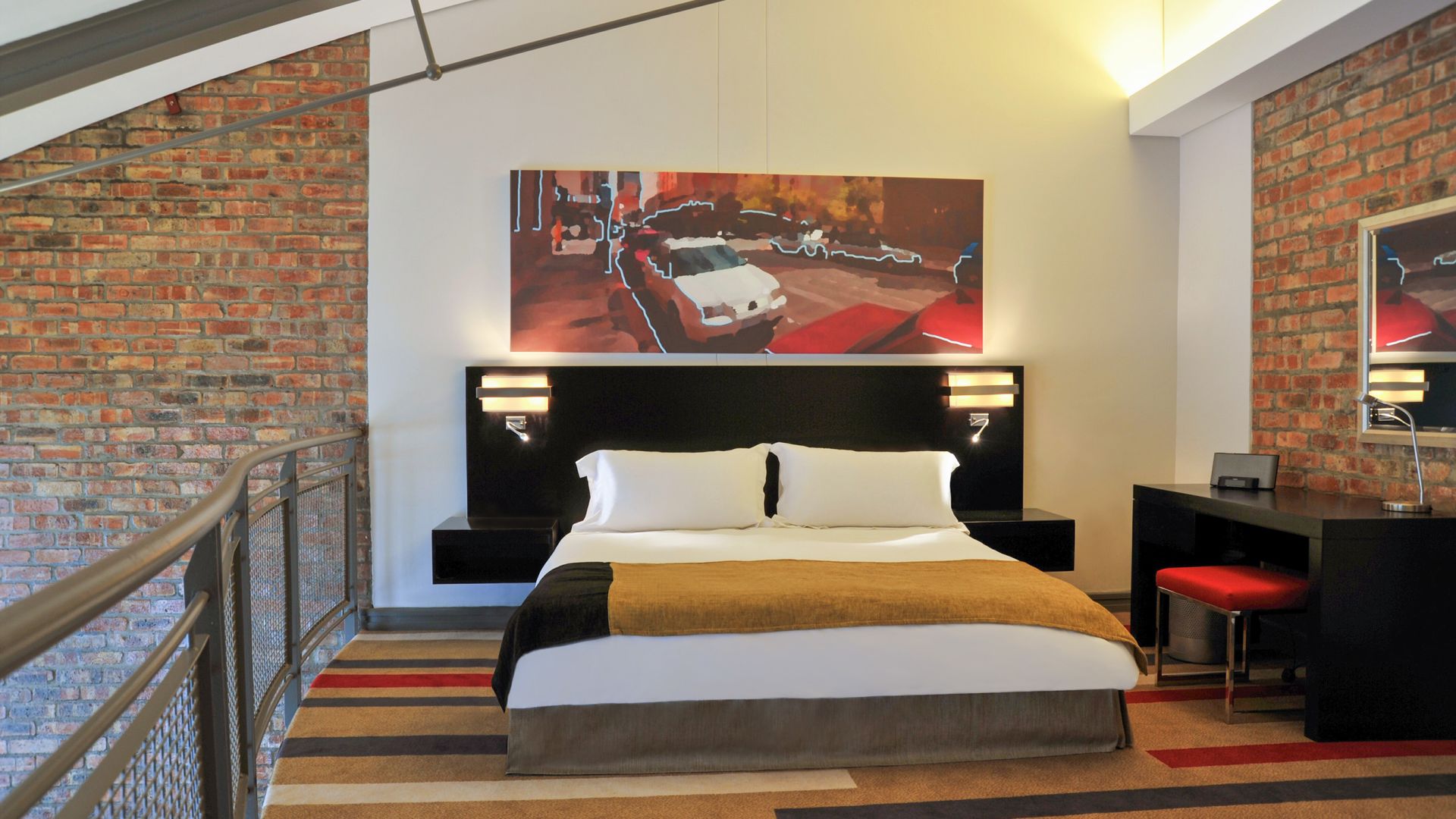 Superior Loft Room